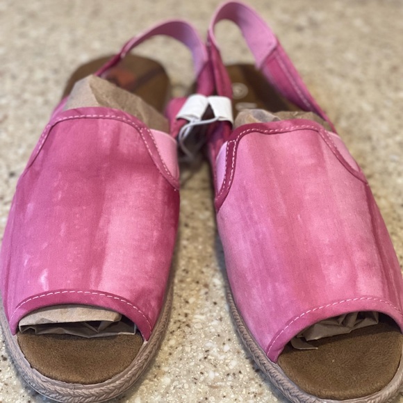 Women’s pink sandals size 8 - Picture 5 of 6